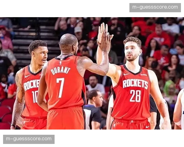 火箭年轻阵容暴露出经验不足，关键时刻多次犯错